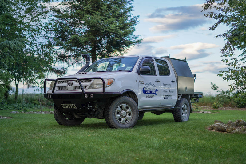 7th Gen Hilux High Clearance Front Bumper Kit - Photo 2