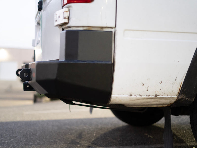 1st Generation Mercedes Sprinter Rear Bumper Kit - Photo 9