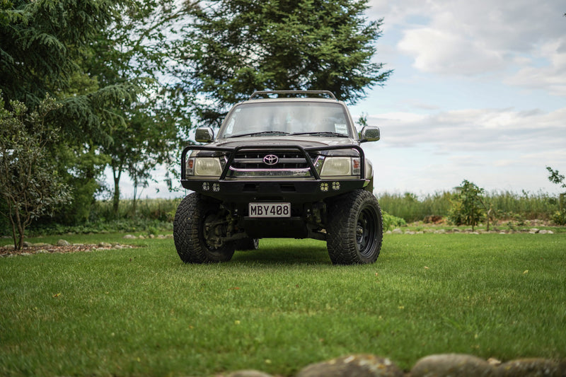 6th Gen Hilux High Clearance Front Bumper Kit - Photo 3